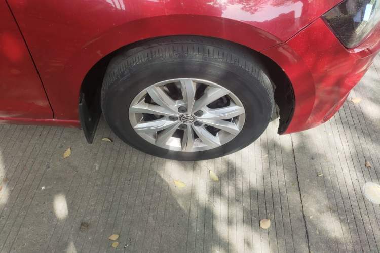 Used Volkswagen Polo 2019 Plus 1.5L Automatic Colorful Technology Edition Right Front Wheel Hub