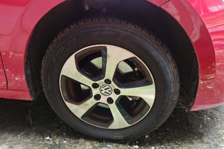 Used Volkswagen Polo 2019 Plus 1.5L Automatic Panoramic Enjoyment Edition Right Front Wheel Hub