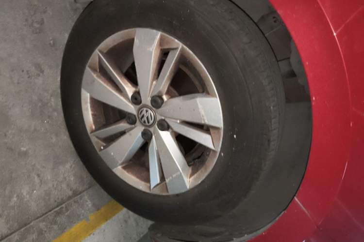Used Volkswagen Polo 2019 Plus 1.5L Automatic Panoramic Enjoyment Edition Right Front Wheel Hub