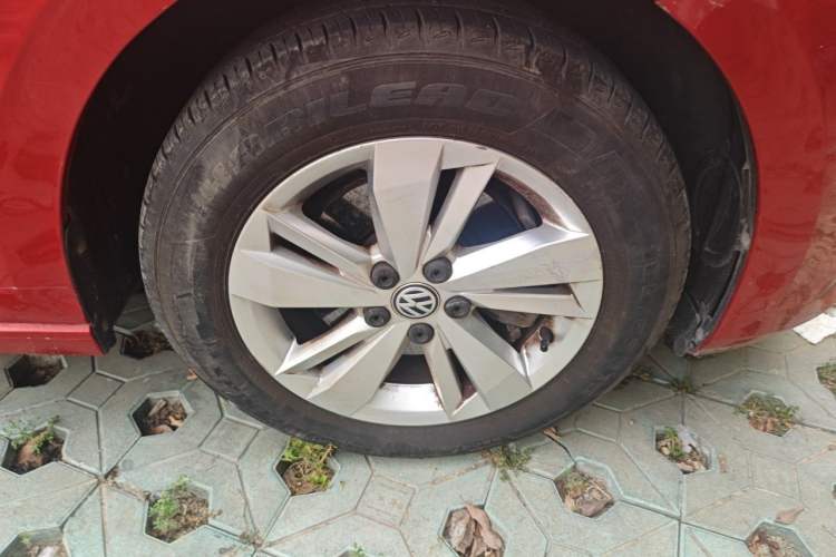 Used Volkswagen Polo 2019 Plus 1.5L Automatic Panoramic Enjoyment Edition Right Front Wheel Hub