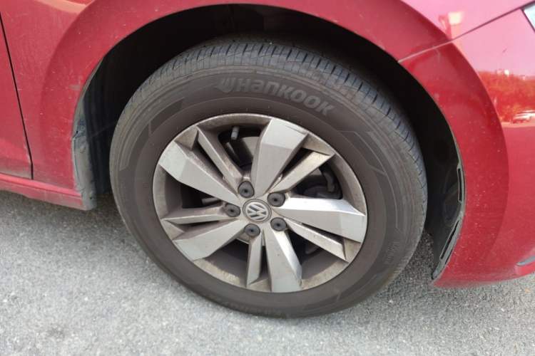 Used Volkswagen Polo 2019 Plus 1.5L Automatic Panoramic Enjoyment Edition Right Front Wheel Hub