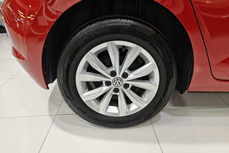 Used Volkswagen Polo 2019 Plus 1.5L Automatic Colorful Technology Edition Right Rear Wheel Hub