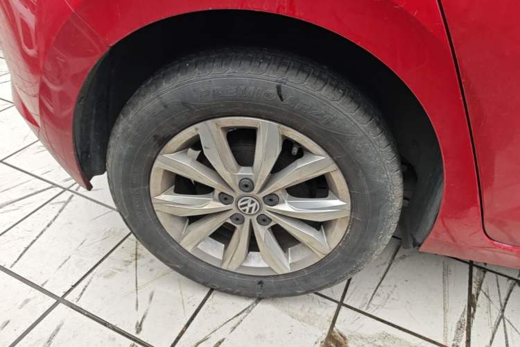 Used Volkswagen Polo 2019 Plus 1.5L Automatic Colorful Technology Edition Right Rear Wheel Hub