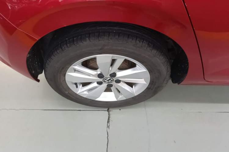 Used Volkswagen Polo 2019 Plus 1.5L Automatic Panoramic Enjoyment Edition Right Rear Wheel Hub