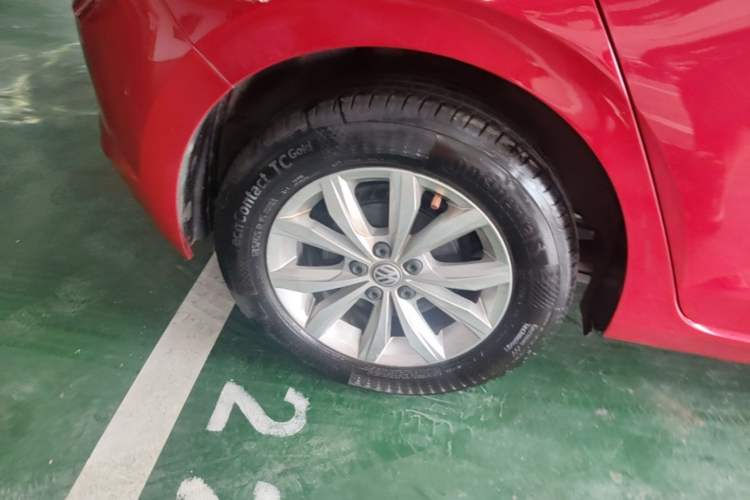 Used Volkswagen Polo 2019 Plus 1.5L Automatic Colorful Technology Edition Right Rear Wheel Hub