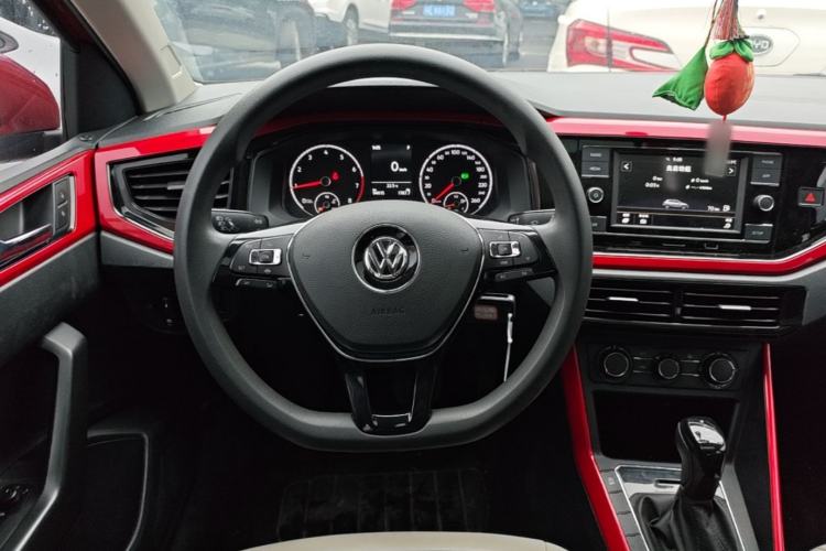 Used Volkswagen Polo 2019 Plus 1.5L Automatic Colorful Technology Edition Steering Wheel