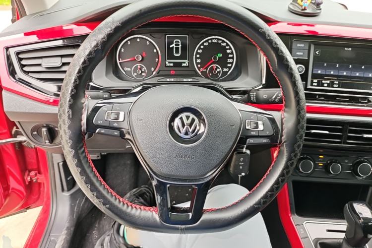 Used Volkswagen Polo 2019 Plus 1.5L Automatic Colorful Technology Edition Steering Wheel