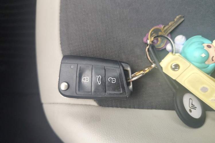 Used Volkswagen Polo 2019 Plus 1.5L Automatic Colorful Technology Edition Vehicle Key