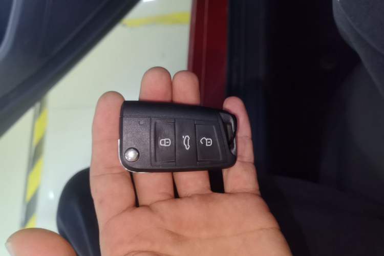 Used Volkswagen Polo 2019 Plus 1.5L Automatic Colorful Technology Edition Vehicle Key