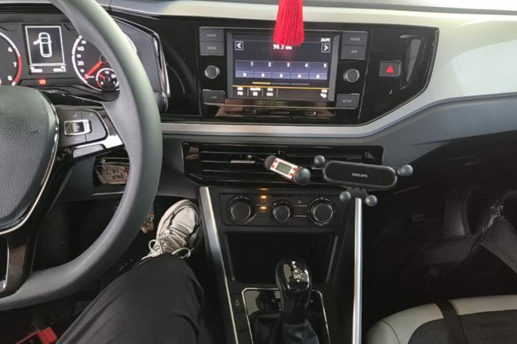 Used Volkswagen Polo 2019 Plus 1.5L Automatic Colorful Technology Edition Audio And AC Panel