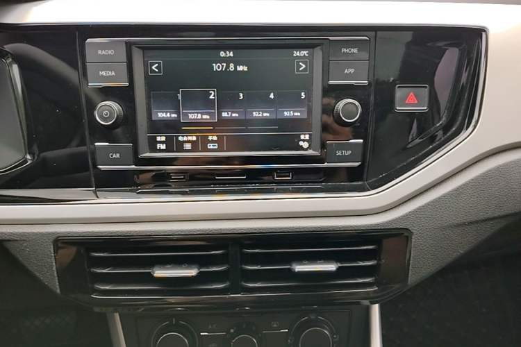 Used Volkswagen Polo 2019 Plus 1.5L Automatic Colorful Technology Edition Audio And AC Panel