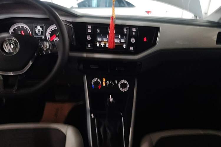 Used Volkswagen Polo 2019 Plus 1.5L Automatic Colorful Technology Edition Audio And AC Panel