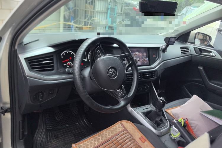 Used Volkswagen Polo 2019 Plus 1.5L Manual Panoramic Enjoyment Edition Center Console