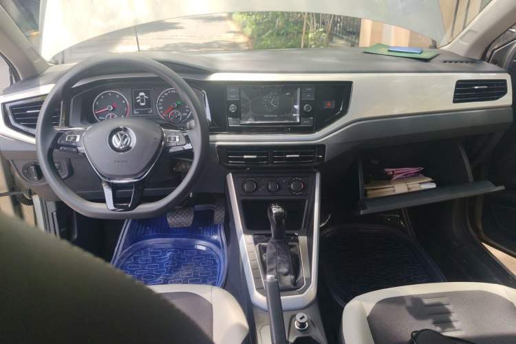Used Volkswagen Polo 2019 Plus 1.5L Automatic Colorful Technology Edition Center Console