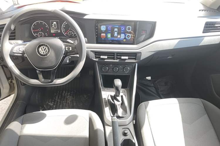 Used Volkswagen Polo 2019 Plus 1.5L Automatic Panoramic Enjoyment Edition Center Console