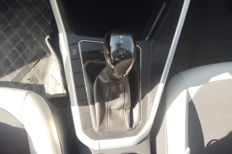 Used Volkswagen Polo 2019 Plus 1.5L Automatic Colorful Technology Edition Gear Lever
