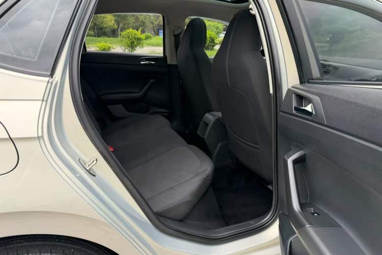 Used Volkswagen Polo 2019 Plus 1.5L Automatic Panoramic Enjoyment Edition Interior 8