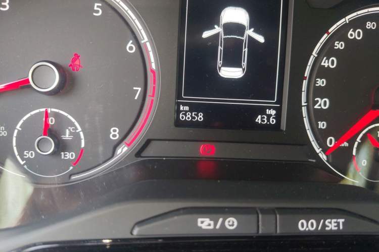 Used Volkswagen Polo 2019 Plus 1.5L Automatic Colorful Technology Edition Odometer Close Up