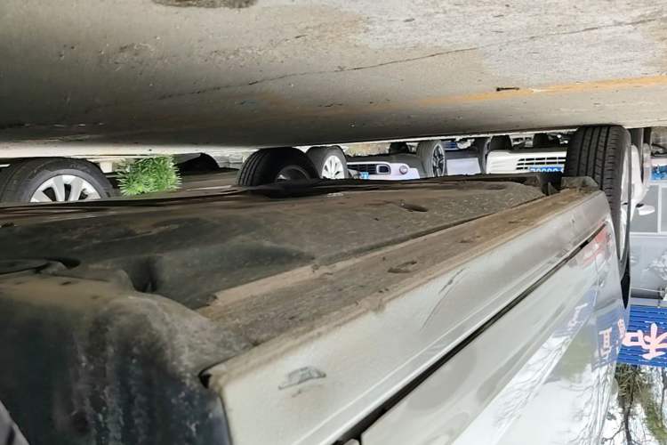 Used Volkswagen Polo 2019 Plus 1.5L Automatic Colorful Technology Edition Right Side Sill