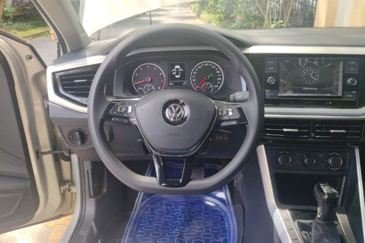 Used Volkswagen Polo 2019 Plus 1.5L Automatic Colorful Technology Edition Steering Wheel