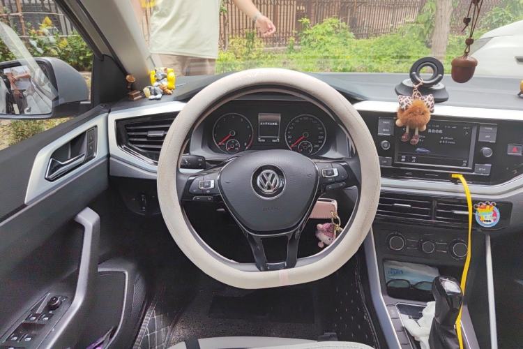 Used Volkswagen Polo 2019 Plus 1.5L Automatic Colorful Technology Edition Steering Wheel