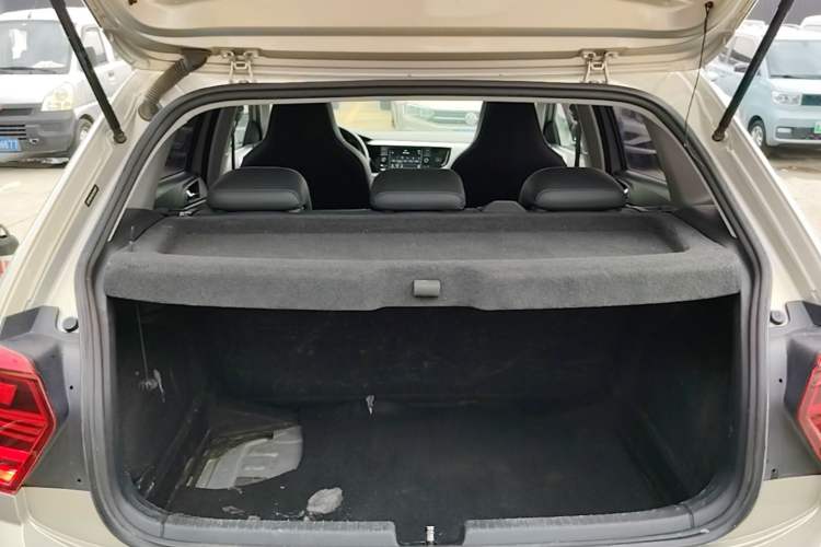 Used Volkswagen Polo 2019 Plus 1.5L Automatic Colorful Technology Edition Trunk