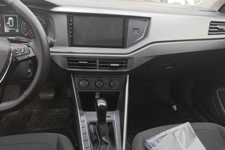 Used Volkswagen Polo 2019 Plus 1.5L Automatic Panoramic Enjoyment Edition Audio And AC Panel