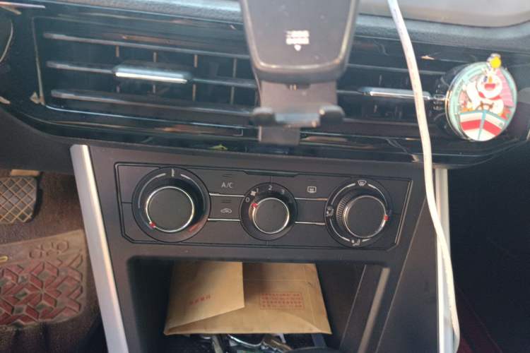 Used Volkswagen Polo 2019 Plus 1.5L Automatic Colorful Technology Edition Audio And AC Panel
