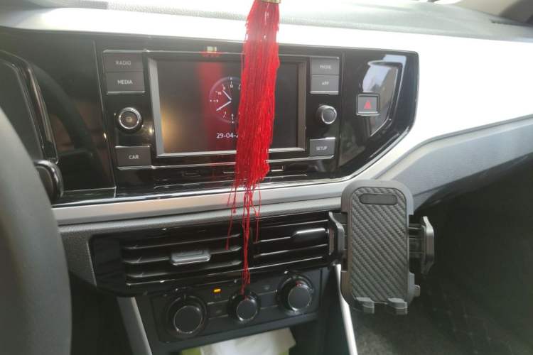 Used Volkswagen Polo 2019 Plus 1.5L Automatic Colorful Technology Edition Audio And AC Panel