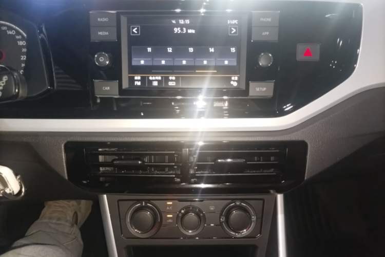 Used Volkswagen Polo 2019 Plus 1.5L Automatic Colorful Technology Edition Audio And AC Panel