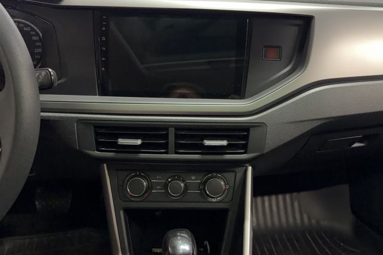 Used Volkswagen Polo 2019 Plus 1.5L Automatic Panoramic Enjoyment Edition Audio And AC Panel