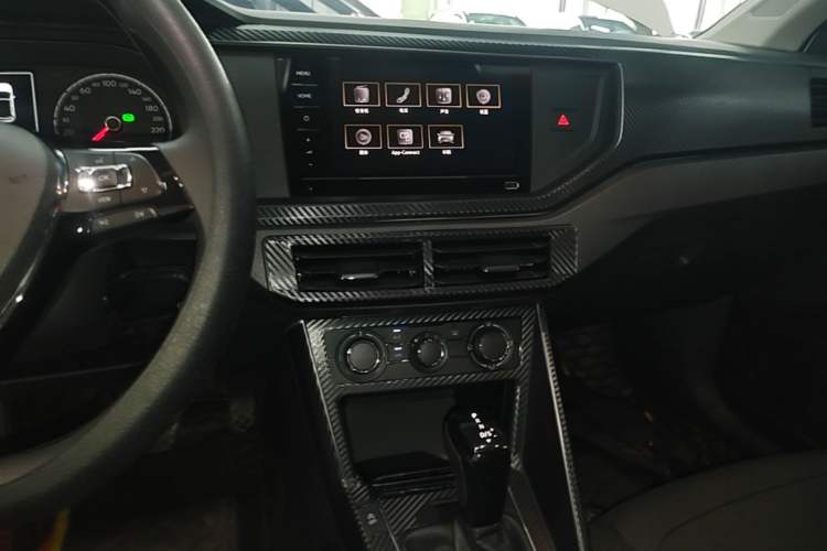 Used Volkswagen Polo 2019 Plus 1.5L Automatic Panoramic Enjoyment Edition Audio And AC Panel