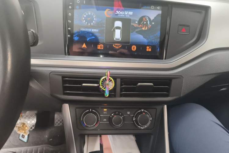 Used Volkswagen Polo 2019 Plus 1.5L Automatic Panoramic Enjoyment Edition Audio And AC Panel