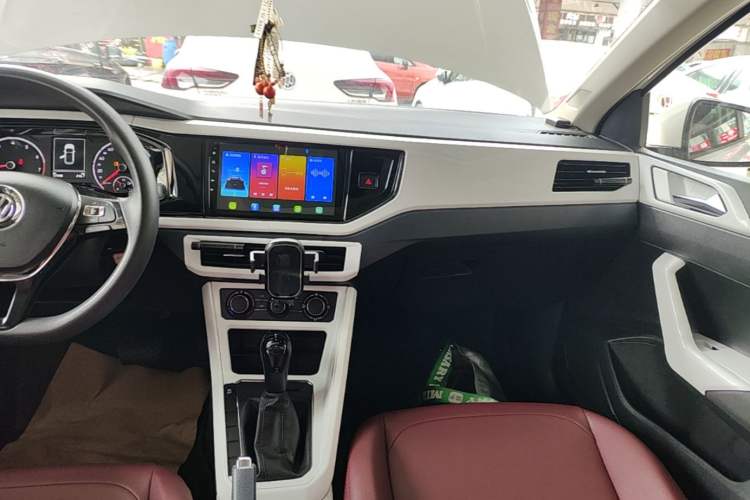Used Volkswagen Polo 2019 Plus 1.5L Automatic Panoramic Enjoyment Edition Audio And AC Panel
