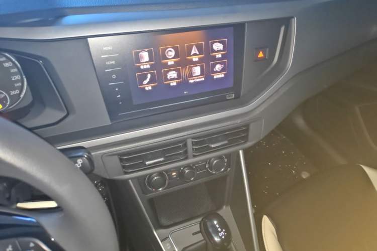 Used Volkswagen Polo 2019 Plus 1.5L Automatic Panoramic Enjoyment Edition Audio And AC Panel