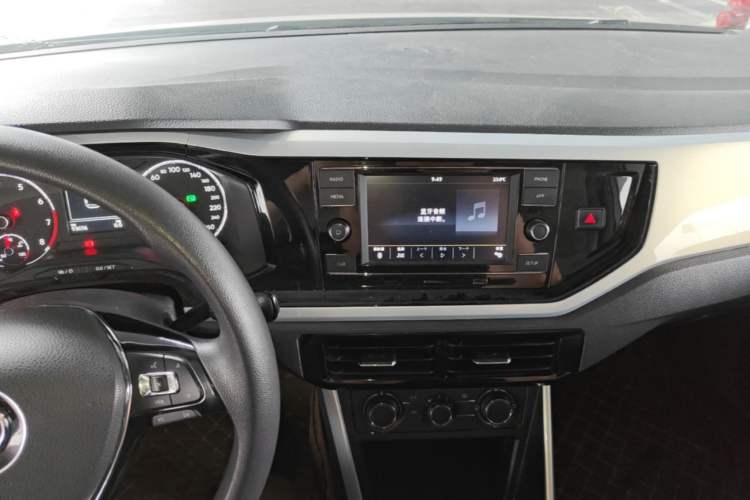 Used Volkswagen Polo 2019 Plus 1.5L Automatic Colorful Technology Edition Audio And AC Panel