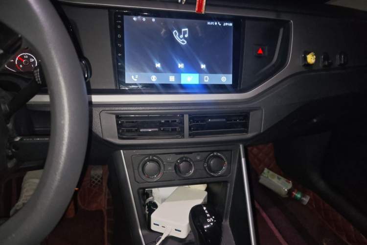 Used Volkswagen Polo 2019 Plus 1.5L Automatic Colorful Technology Edition Audio And AC Panel