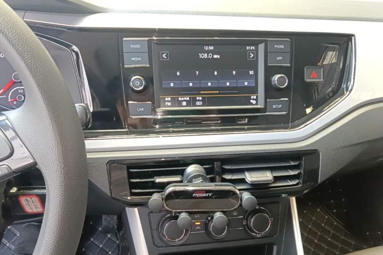 Used Volkswagen Polo 2019 Plus 1.5L Automatic Colorful Technology Edition Audio And AC Panel