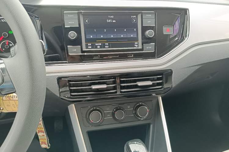 Used Volkswagen Polo 2019 Plus 1.5L Automatic Colorful Technology Edition Audio And AC Panel