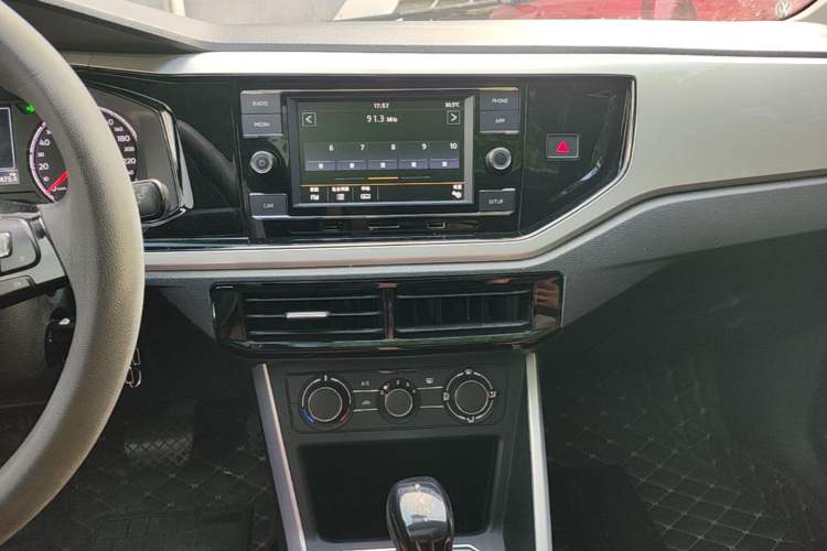 Used Volkswagen Polo 2019 Plus 1.5L Automatic Colorful Technology Edition Audio And AC Panel