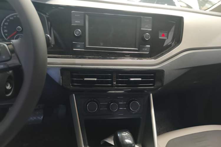 Used Volkswagen Polo 2019 Plus 1.5L Automatic Colorful Technology Edition Audio And AC Panel