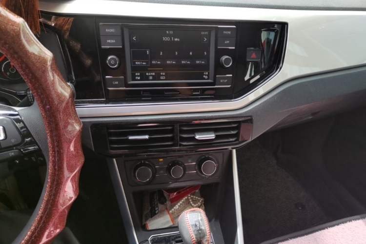 Used Volkswagen Polo 2019 Plus 1.5L Automatic Colorful Technology Edition Audio And AC Panel