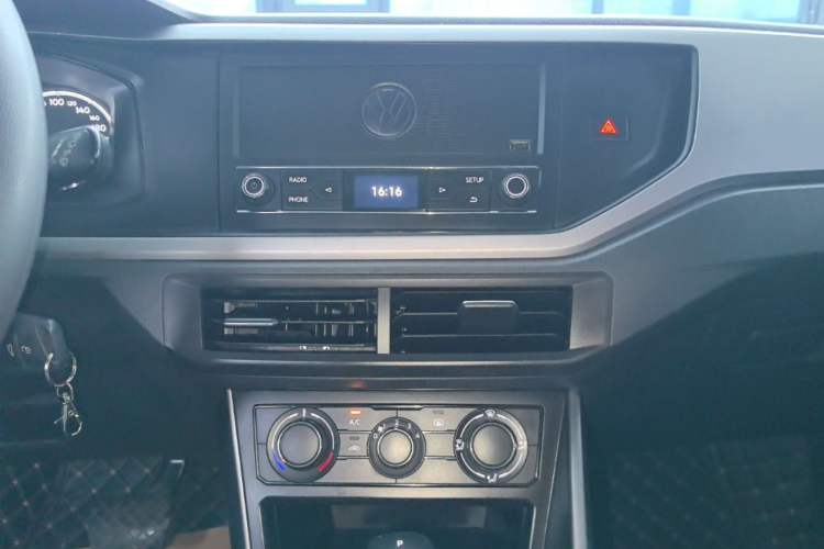 Used Volkswagen Polo 2019 Plus 1.5L Automatic Panoramic Enjoyment Edition Audio And AC Panel