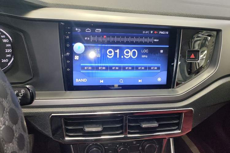 Used Volkswagen Polo 2019 Plus 1.5L Automatic Panoramic Enjoyment Edition Audio And AC Panel