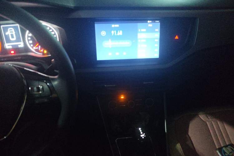 Used Volkswagen Polo 2019 Plus 1.5L Automatic Panoramic Enjoyment Edition Audio And AC Panel