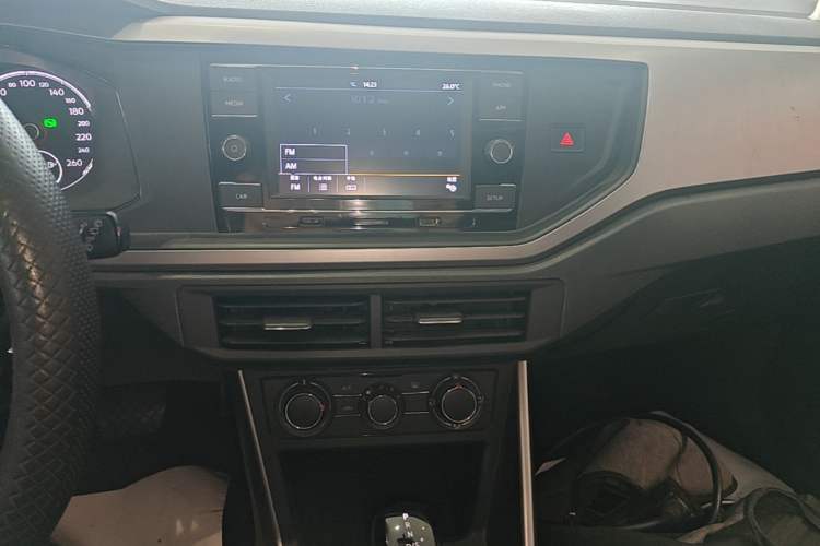 Used Volkswagen Polo 2019 Plus 1.5L Automatic Panoramic Enjoyment Edition Audio And AC Panel