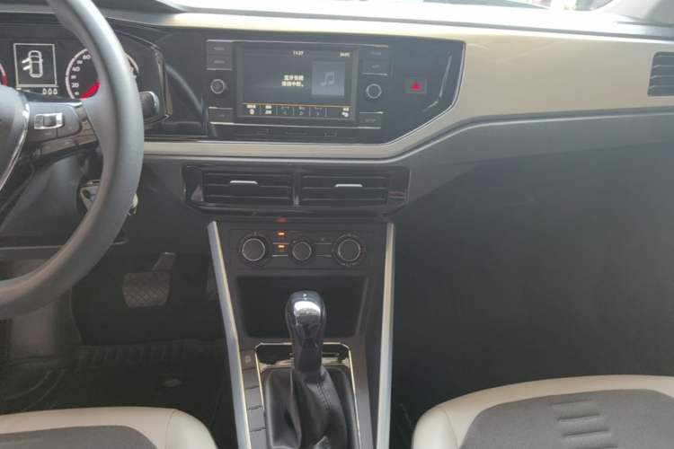 Used Volkswagen Polo 2019 Plus 1.5L Automatic Colorful Technology Edition Audio And AC Panel