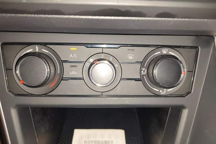 Used Volkswagen Polo 2019 Plus 1.5L Automatic Panoramic Enjoyment Edition Audio And AC Panel
