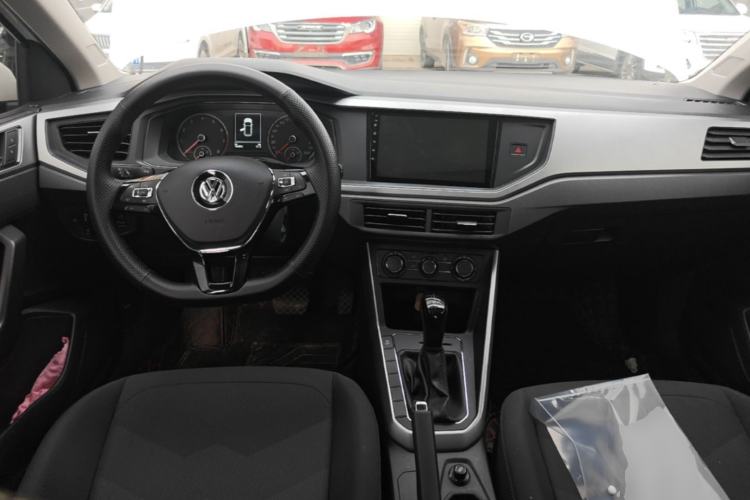 Used Volkswagen Polo 2019 Plus 1.5L Automatic Panoramic Enjoyment Edition Center Console