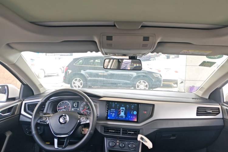 Used Volkswagen Polo 2019 Plus 1.5L Automatic Panoramic Enjoyment Edition Center Console